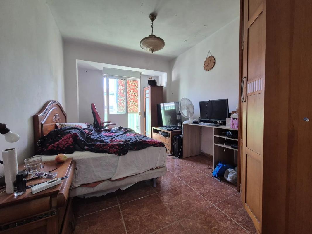 Venta de piso en Barrio Plà del Bon Repòs-La Goteta, Alicante / Alacant
 photo 4