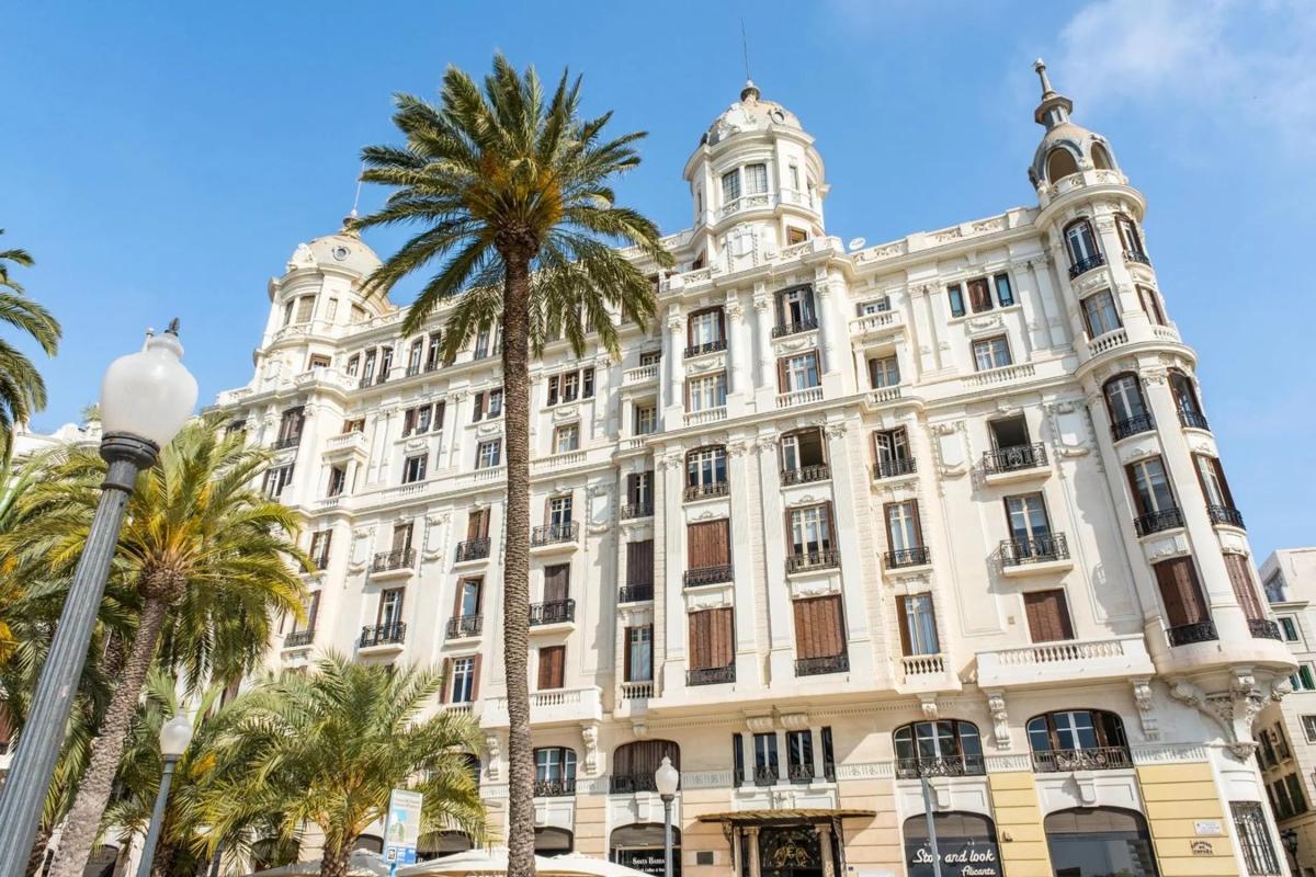 Venta de piso en Calle de la Virgen del Socorro, Alicante / Alacant
photo 3