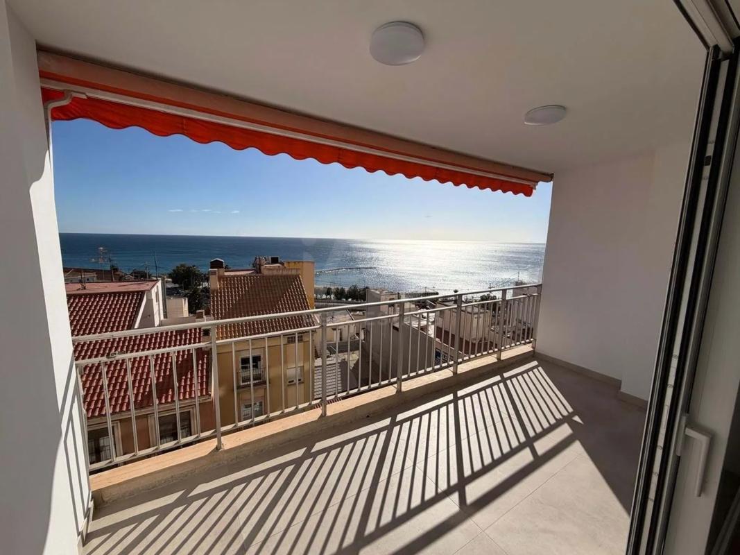Venta de piso en Calle de la Virgen del Socorro, 67, Alicante / Alacant
photo 1