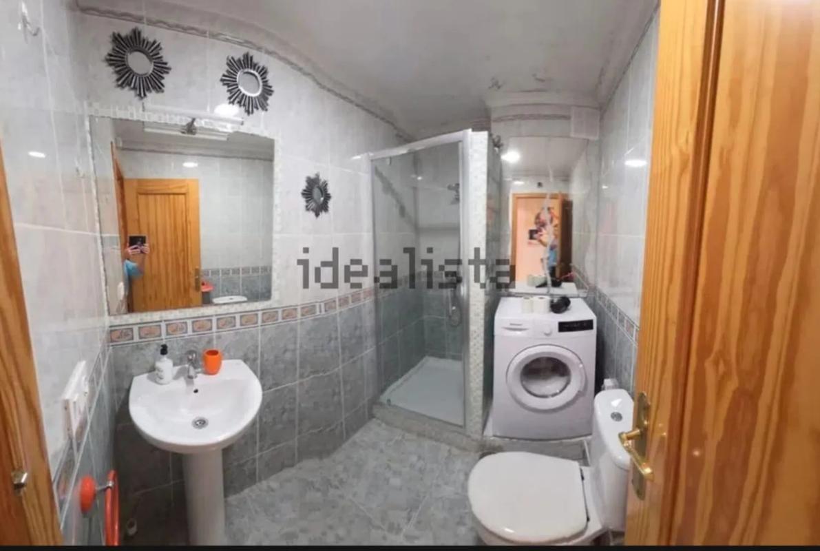 Продажа квартиры на Calle Ingeniero Canales, 20, Аликанте / Алакант
photo 2