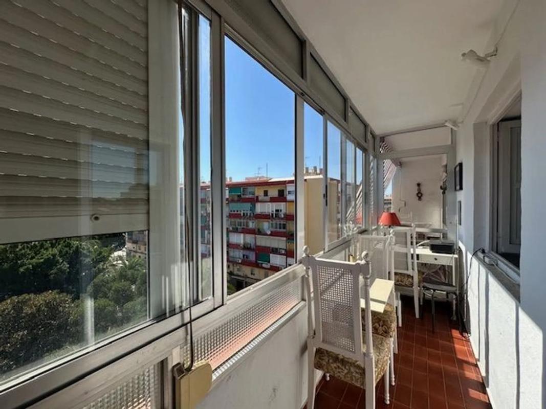 Venta de piso en Calle Maestro Luis Torregrosa, Alicante / Alacant
photo 5