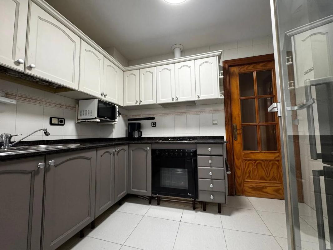 Venta de piso en Calle San Ignacio Loyola, Alicante / Alacant
photo 4