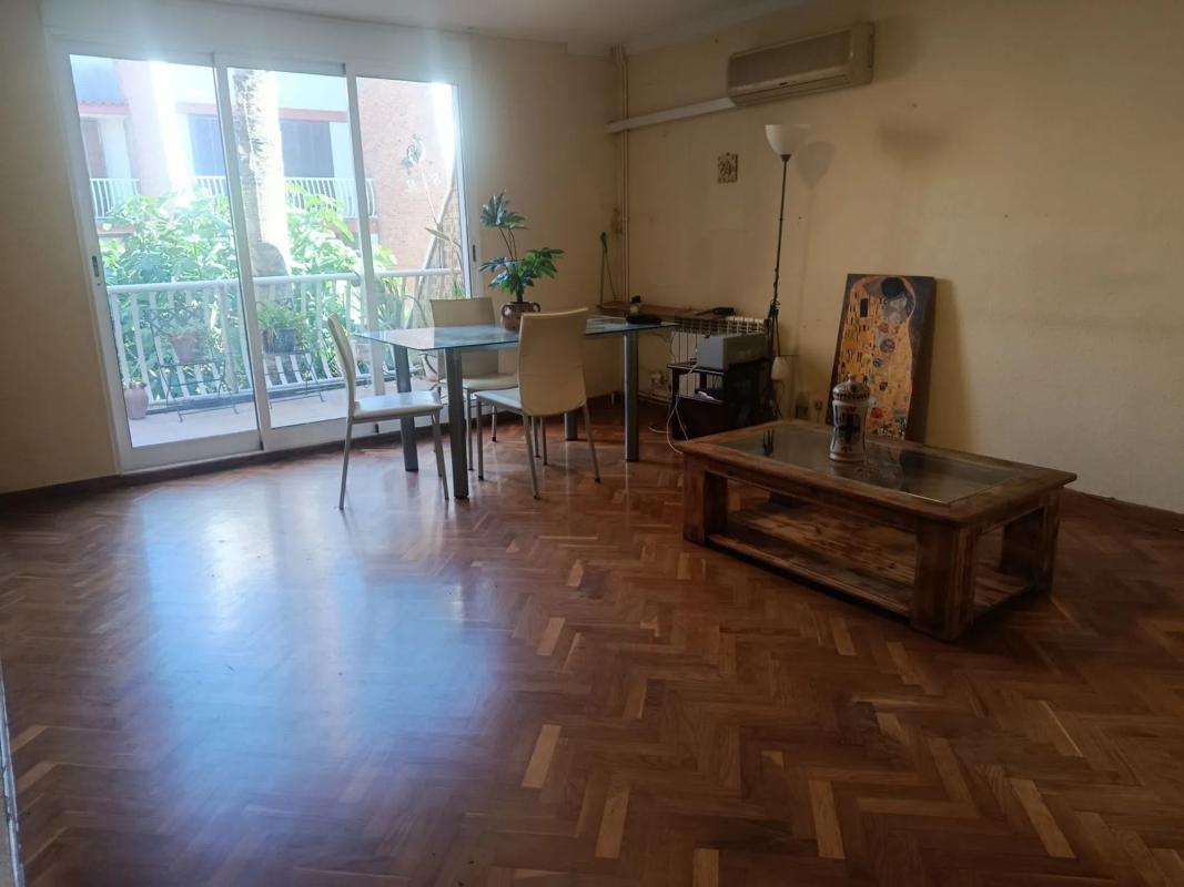 Propiedades en venta y alquiler en España photo 1