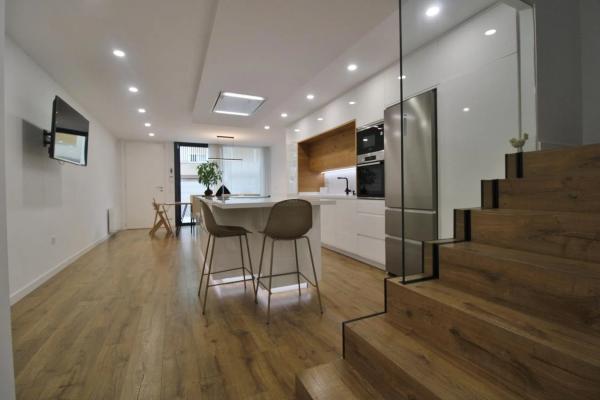 Chalet independiente en venta en Barrio San Blas, Alicante / Alacant
 photo 1