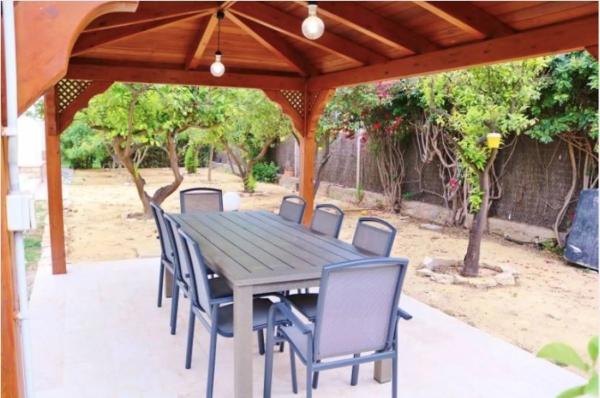 Chalet independiente en venta en Calle Hogar Provincial, Alicante / Alacant
 photo 4