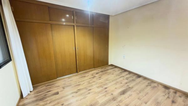 Independent chalet for sale in Calle Alavega, 6, Alicante
 photo 1