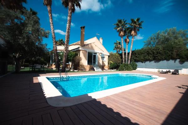 Independent chalet for sale in Calle del PÍ, Alicante
 photo 1