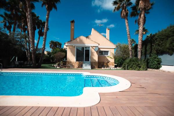 Independent chalet for sale in Calle del PÍ, Alicante
 photo 2