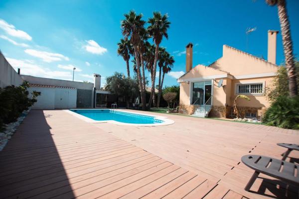 Independent chalet for sale in Calle del PÍ, Alicante
 photo 3