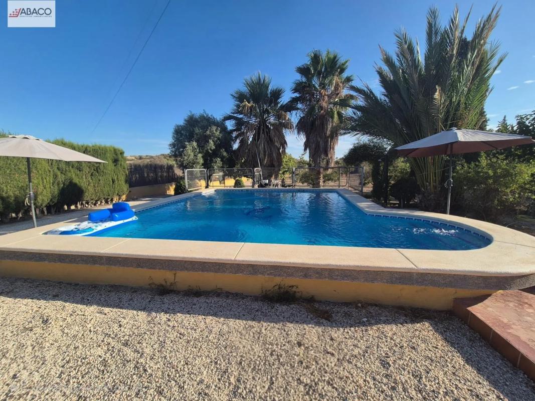 Venta de chalet independiente en Camino Viejo de Santa Faz, Alicante / Alacant
photo 4