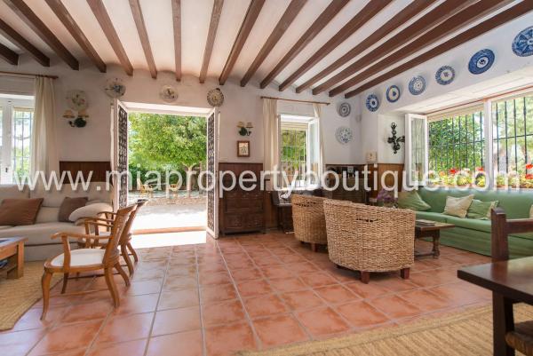 Rustic farm for sale in  Barrio Villafranqueza , Alicante photo 2