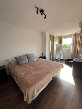 Terraced house for sale at  Avenida Novelda , Alicante photo 3