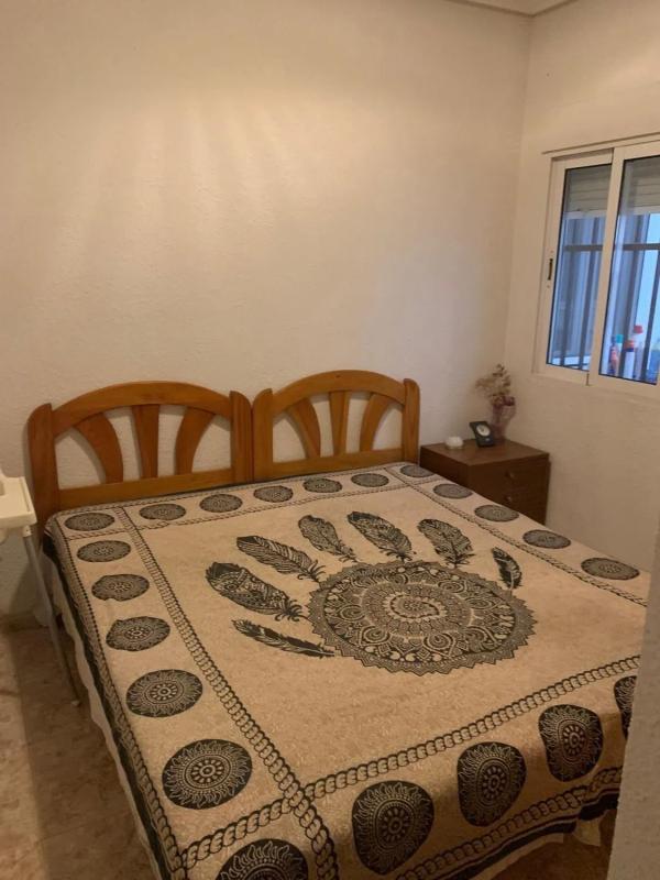 Venta de piso en Calle Alberola Romero, Alicante / Alacant
 photo 2