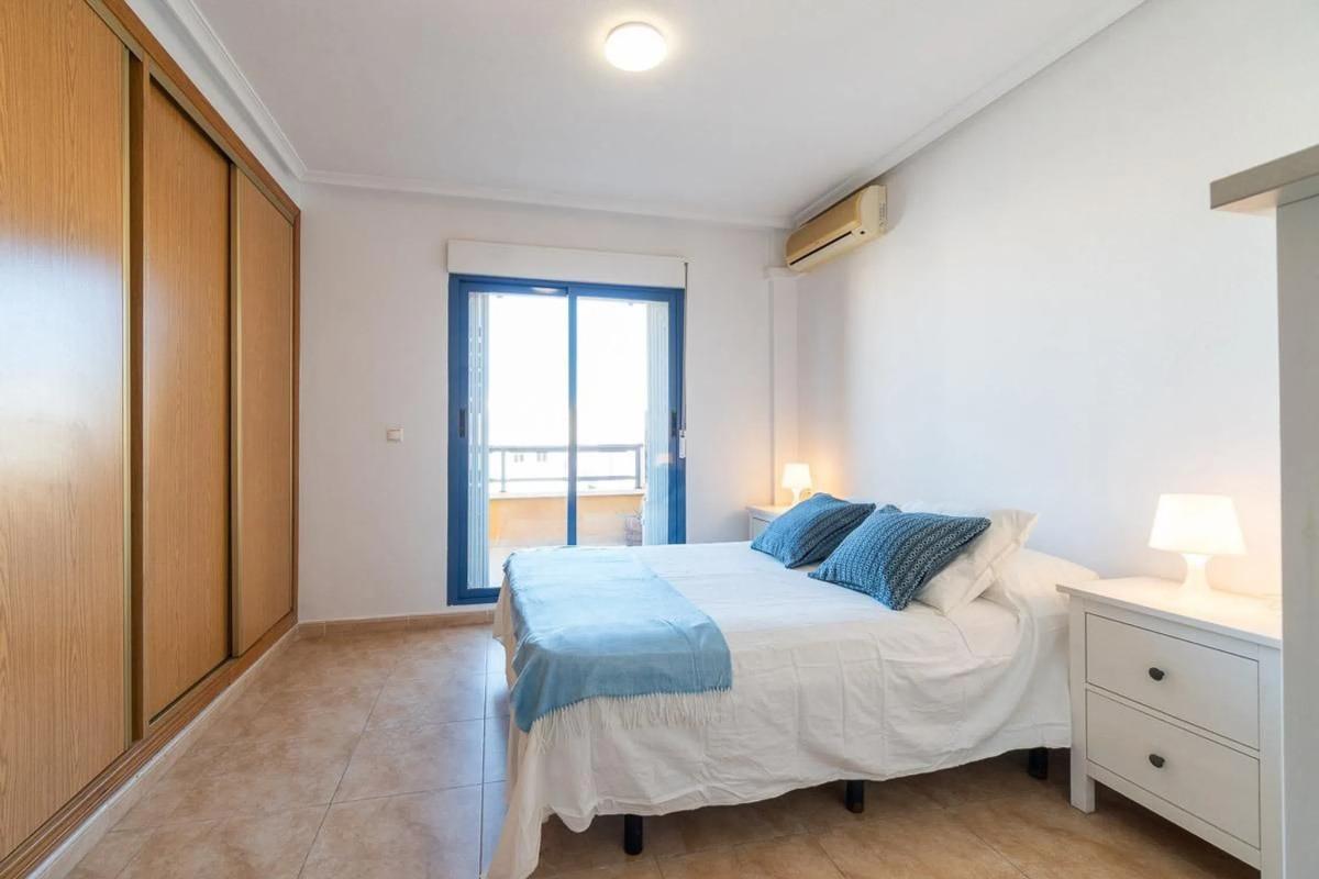 Venta de ático en  Barrio Centro - Muelle Pesquero, Torrevieja photo 4
