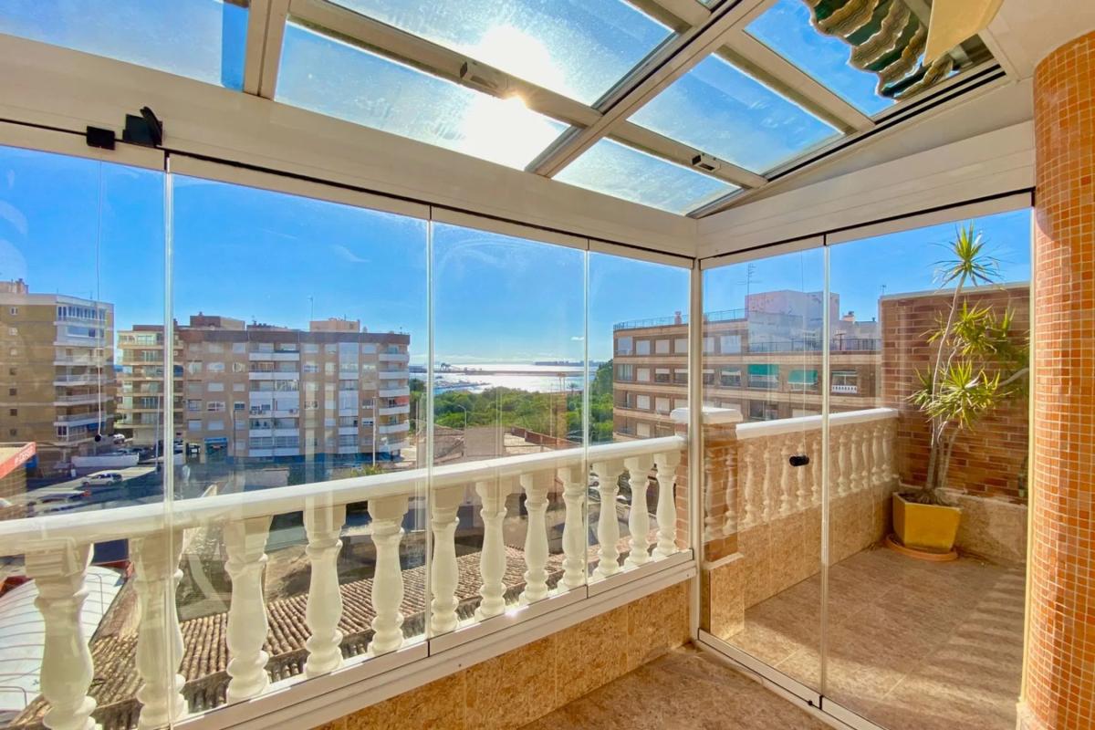 Penthouse sale in Calle San Julián, 4, Torrevieja photo 1