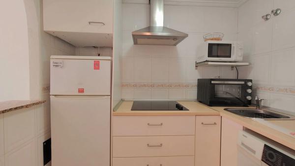 Piso en venta en CL SAN LUIS, 48, Torrevieja
thumbnail 2