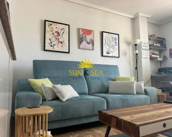 Ático en venta en Barrio El Molino, Torrevieja thumbnail 1