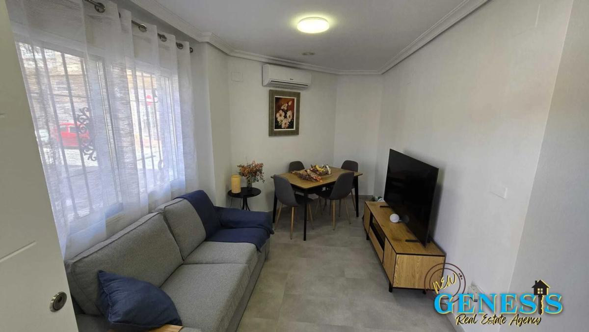 Venta de piso en CL PAZ LA, Torrevieja
 photo 2