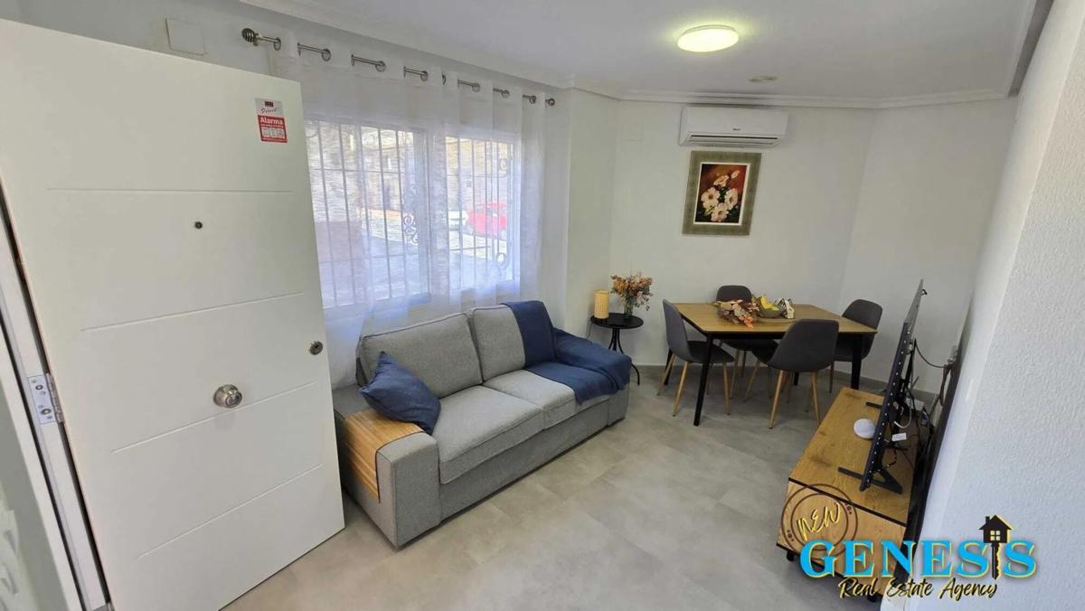 Venta de piso en CL PAZ LA, Torrevieja
 photo 3