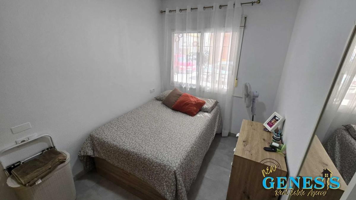 Venta de piso en CL PAZ LA, Torrevieja
 photo 4