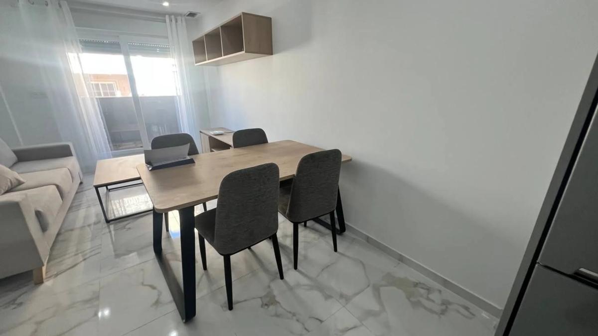Venta de piso en Calle de Orihuela, Torrevieja
photo 5