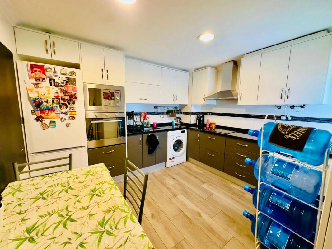 Venta de piso en Barrio Centro - Muelle Pesquero, Torrevieja
photo 1