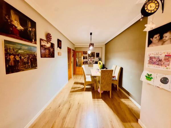 Sale of flat in Barrio Centro - Muelle Pesquero, Torrevieja
thumbnail 3