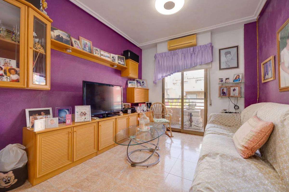 Venta de piso en Calle Patricio Perez, Torrevieja
photo 2