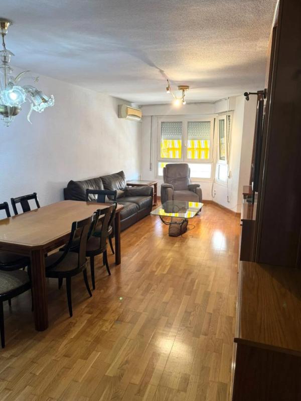 Продажа квартиры на Calle Bazán, Торревьеха
photo 3