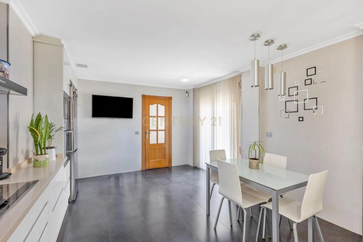 Продажа квартиры на Calle San Policarpo, 52, Торревьеха
photo 4
