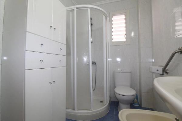 Piso en venta en Calle Vicente Blasco Ibáñez, Torrevieja
photo 1