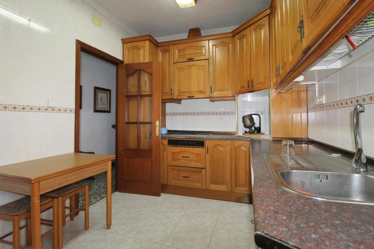 Venta de piso en Calle Vicente Blasco Ibáñez, Torrevieja
 photo 5