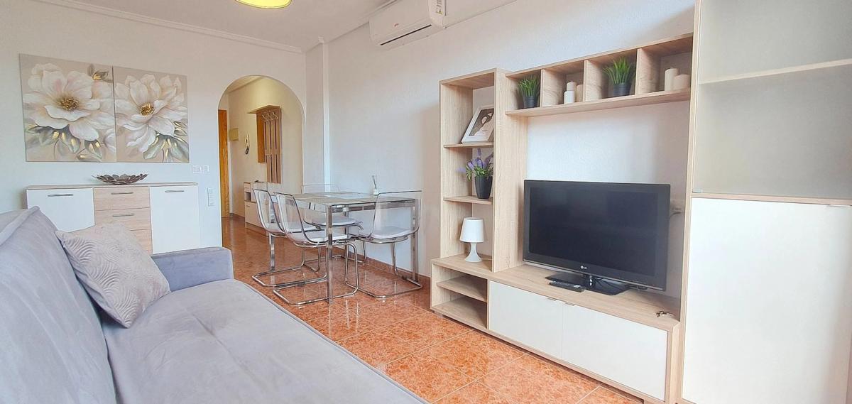 Penthouse sale in  Calle Villa Madrid, 43, Torrevieja photo 3