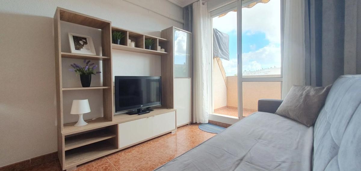 Penthouse sale in  Calle Villa Madrid, 43, Torrevieja photo 4