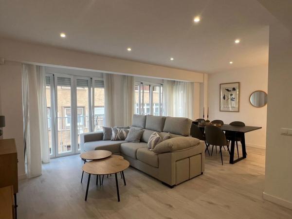 Sale of flat in Calle Ramón Gallud, 52, Torrevieja
thumbnail 2
