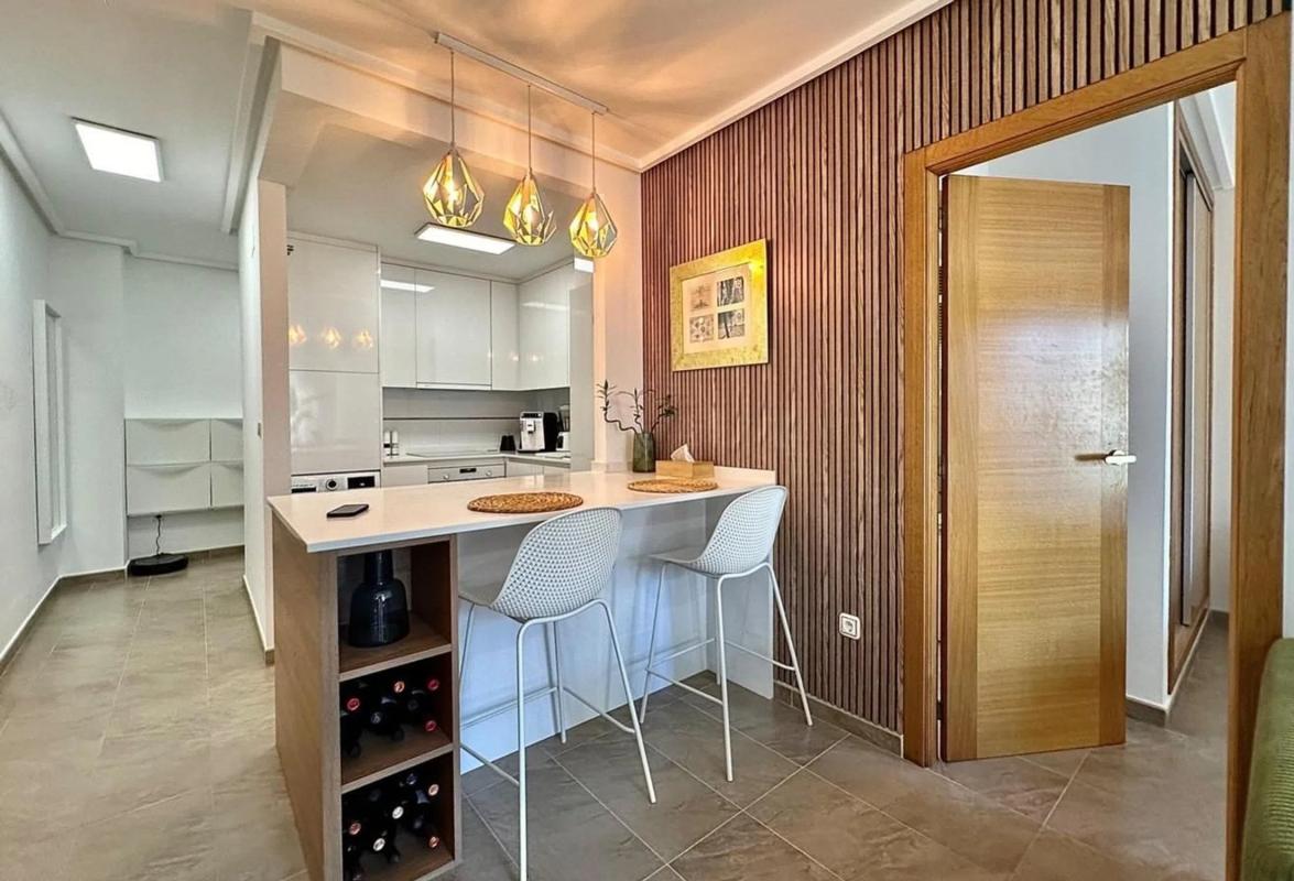 Venta de piso en Barrio Puerto Deportivo, Torrevieja
photo 3