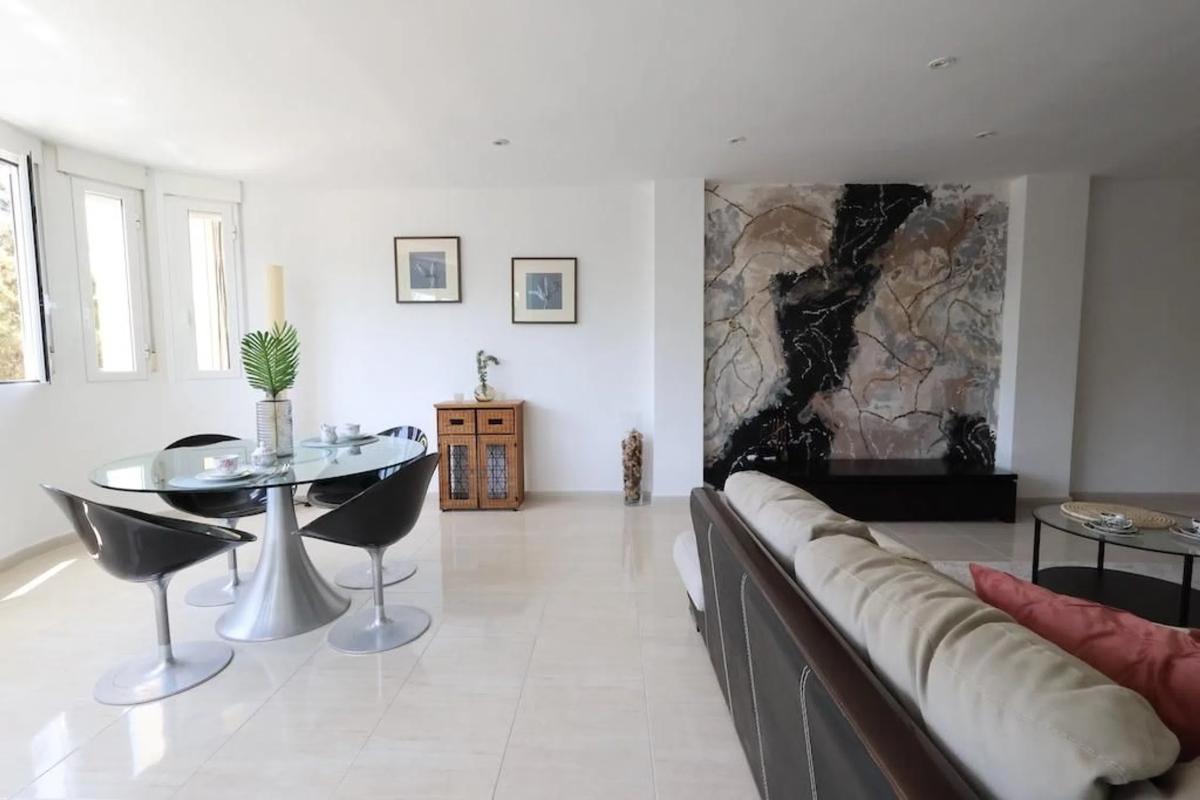 Sale of apartment in Paseo de la Libertad, Torrevieja
photo 4
