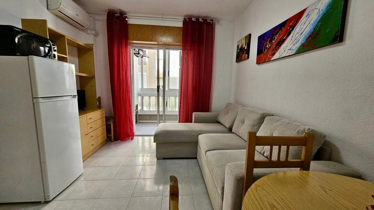 Продажа квартиры на Calle Rafal, 18, Торревьеха
photo 1