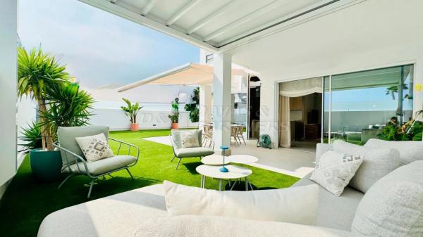 Terraced house for sale at  Barrio La Veleta , Torrevieja photo 1