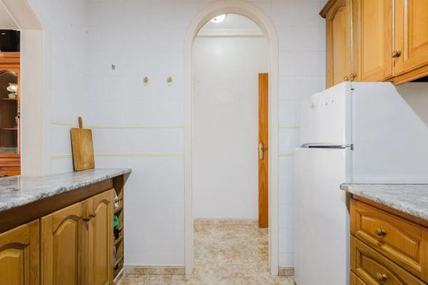 Mieszkanie na sprzedaż w Barrio El Acequión, Torrevieja thumbnail 2