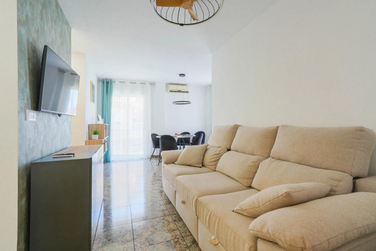 Venta de chalet adosado en  Barrio Playa de los Náufragos , Torrevieja photo 4