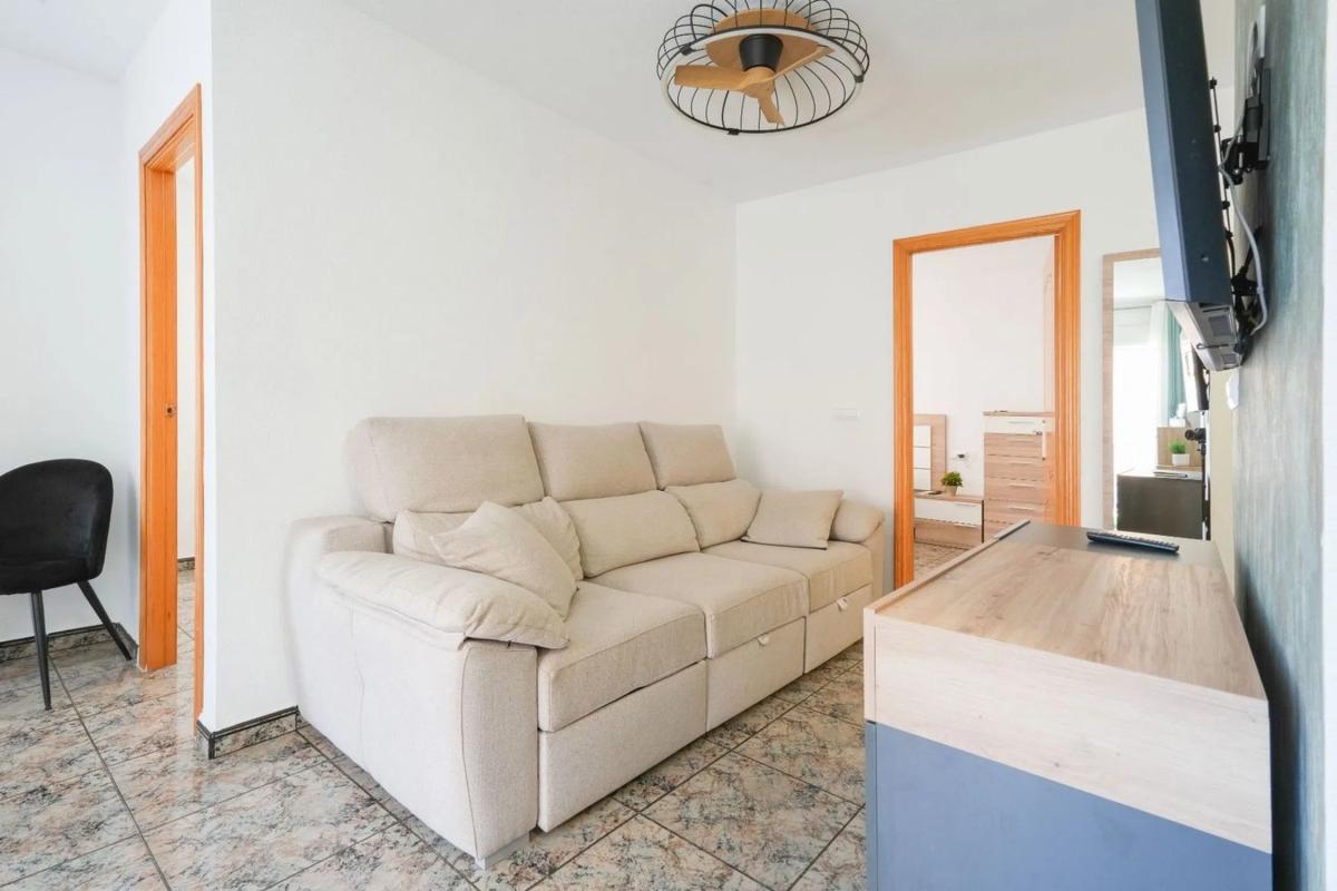Venta de chalet adosado en  Barrio Playa de los Náufragos , Torrevieja photo 5