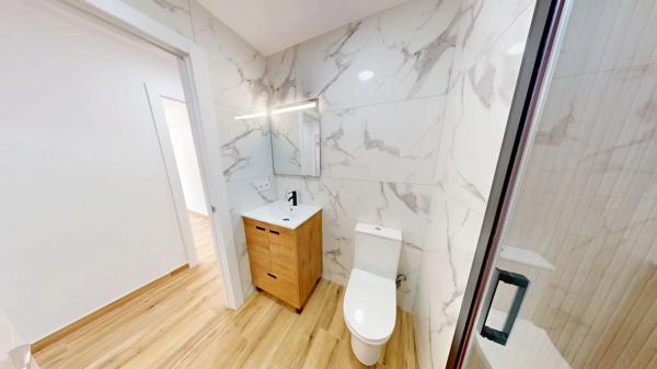 Apartment for sale in  Avenida Doctor Gregorio Marañón, 37, Torrevieja photo 3