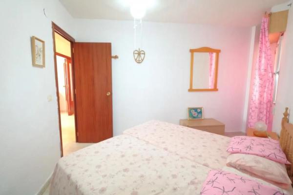 Apartment for sale in  Calle Almoradí, Torrevieja photo 4