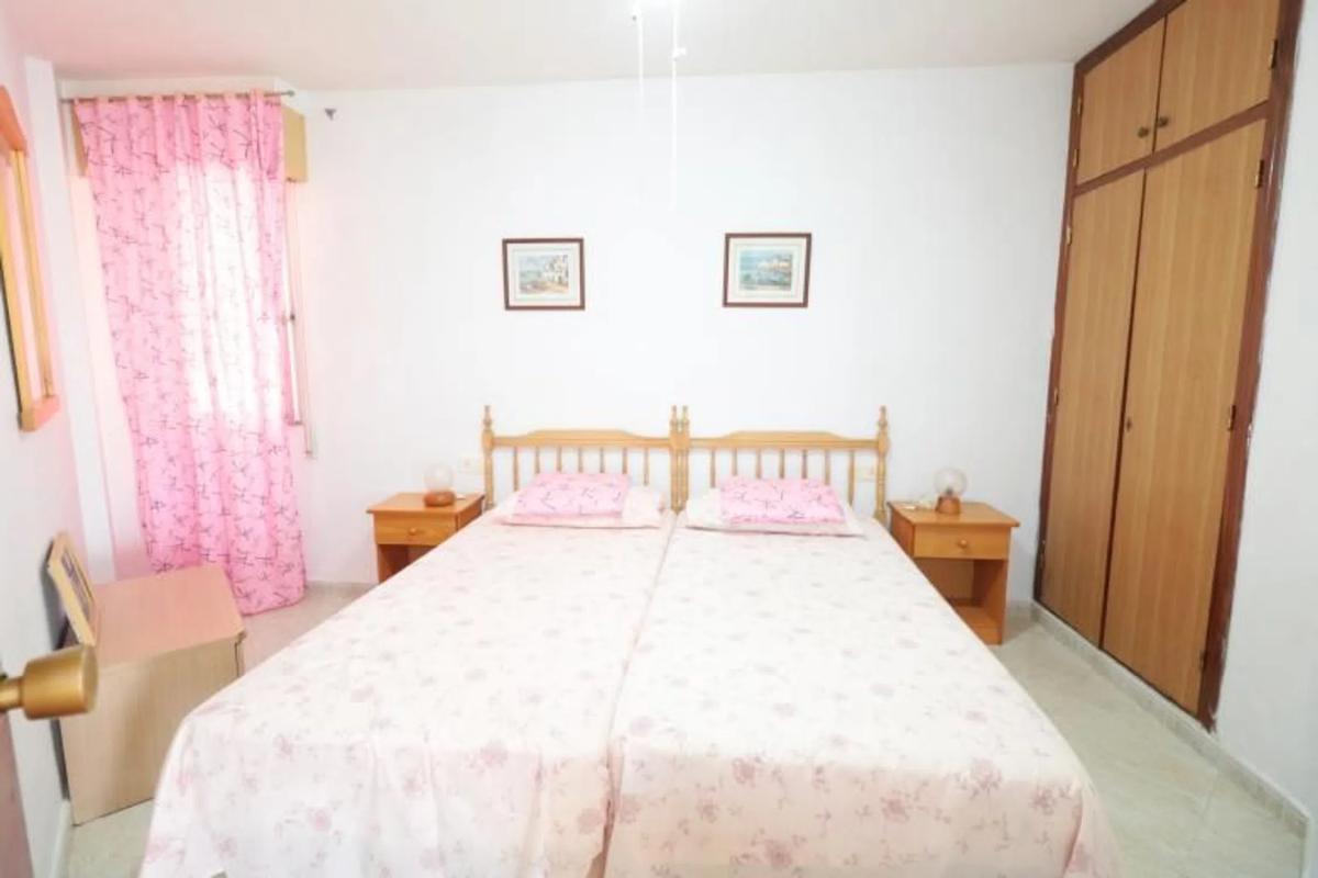 Venta de piso en Calle Almoradí, Torrevieja
 photo 5