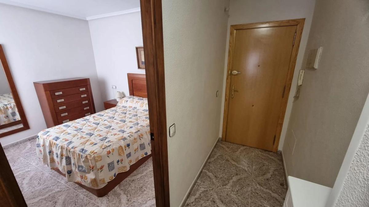 Venta de piso en Barrio El Acequión, Torrevieja
photo 2