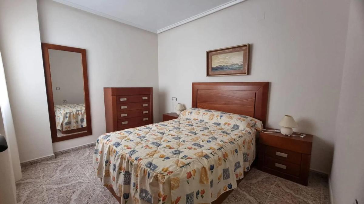 Venta de piso en Barrio El Acequión, Torrevieja
photo 3