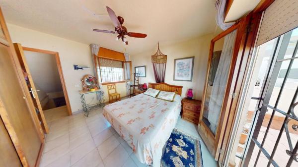 Penthouse for sale at  Calle Jacarilla, 6, Torrevieja photo 3