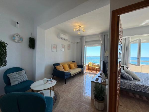 Apartment for sale in  Avenida Desiderio Rodríguez, Torrevieja photo 1