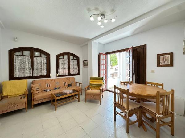 Apartment for sale in  Calle Montesinos, 37 b, Torrevieja photo 3